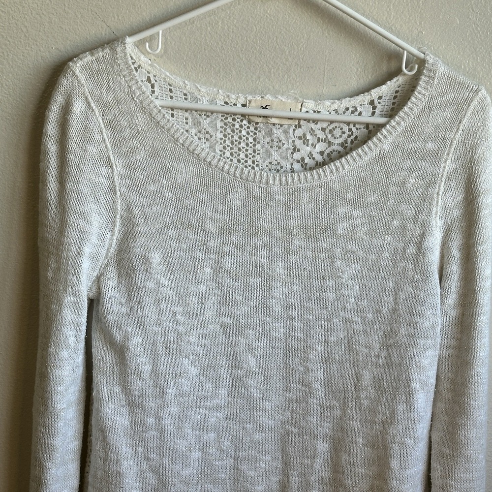 Hollister Women's Large Sweater Lace Back Ivory & Gold Highlights‎ Long Sleeve